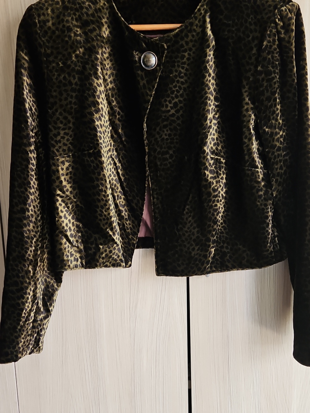 Double D Ranch Vintage Cropped Velvet Jacket Gold Black
